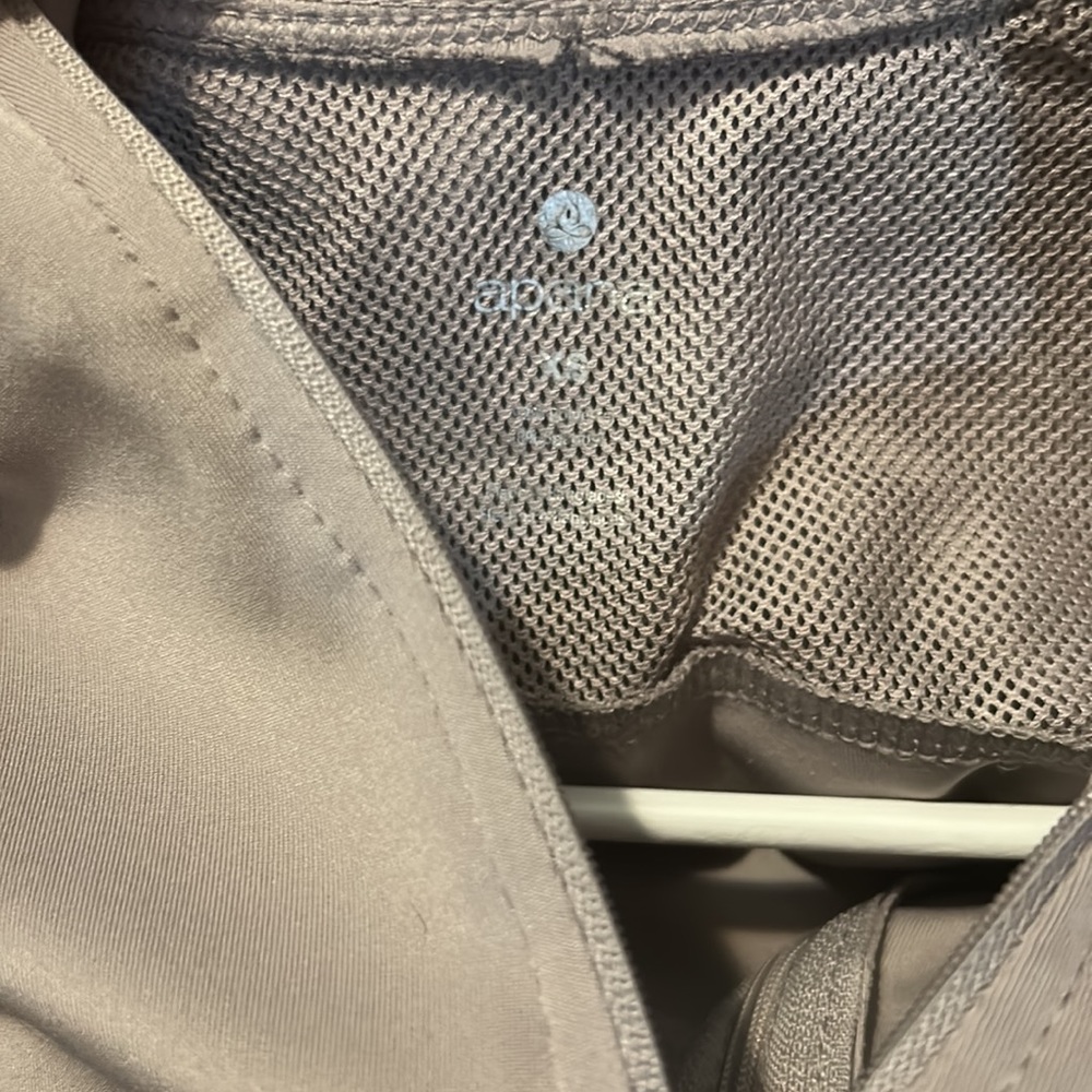 Apana Jacket - Picture 6 of 6